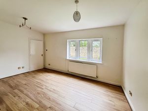 Bedroom - click for photo gallery
